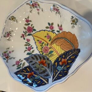 Mann Tobacco Leaf Plate